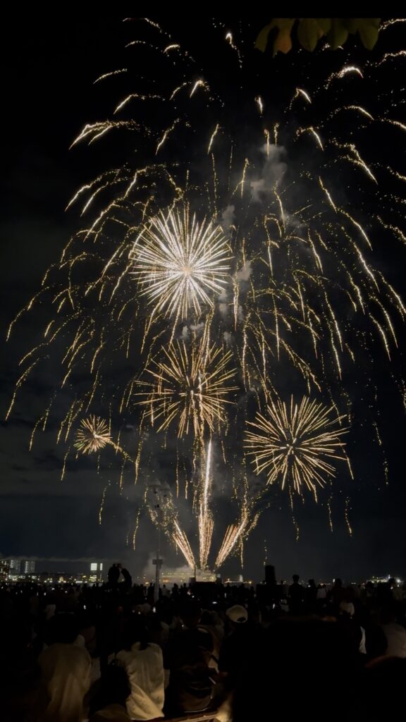神戸みなとHANABI2025花火のフィナーレ