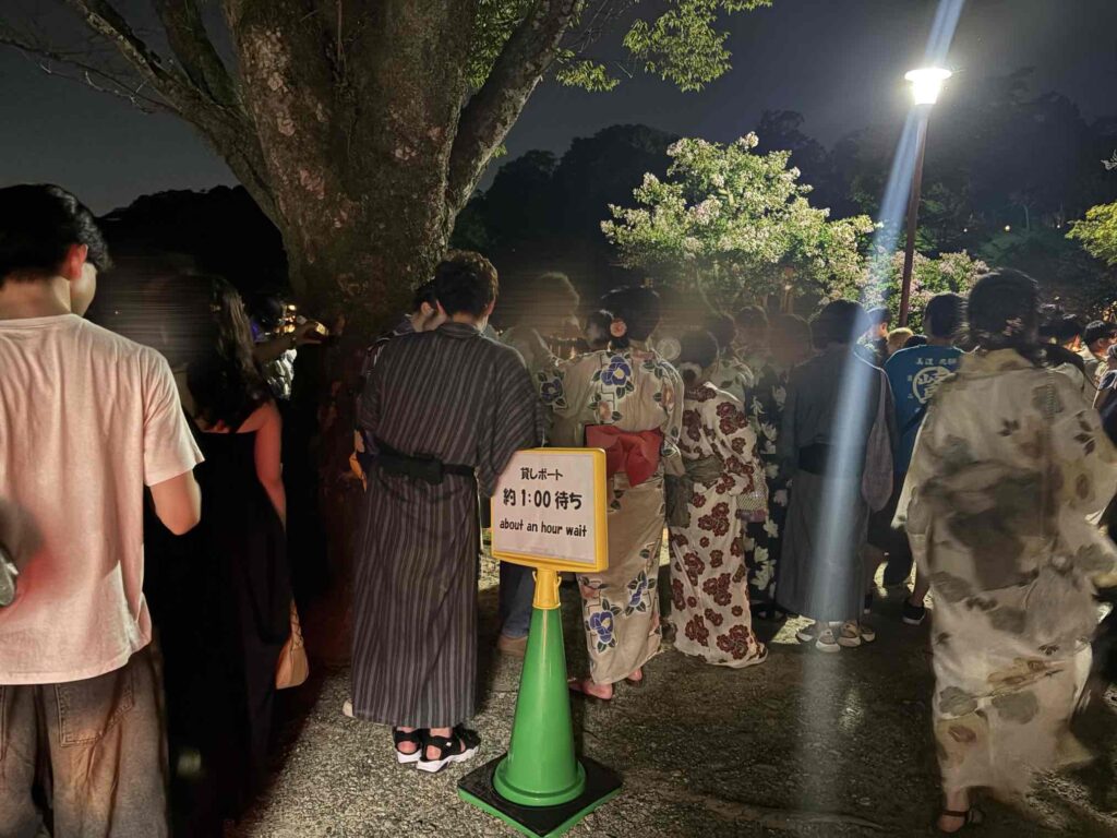 奈良燈花会のボート（船）の待ち時間